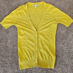 Banana Republic Womens Short Sleeve Cardigan Yellow Cotton Gold Small Thin Fall